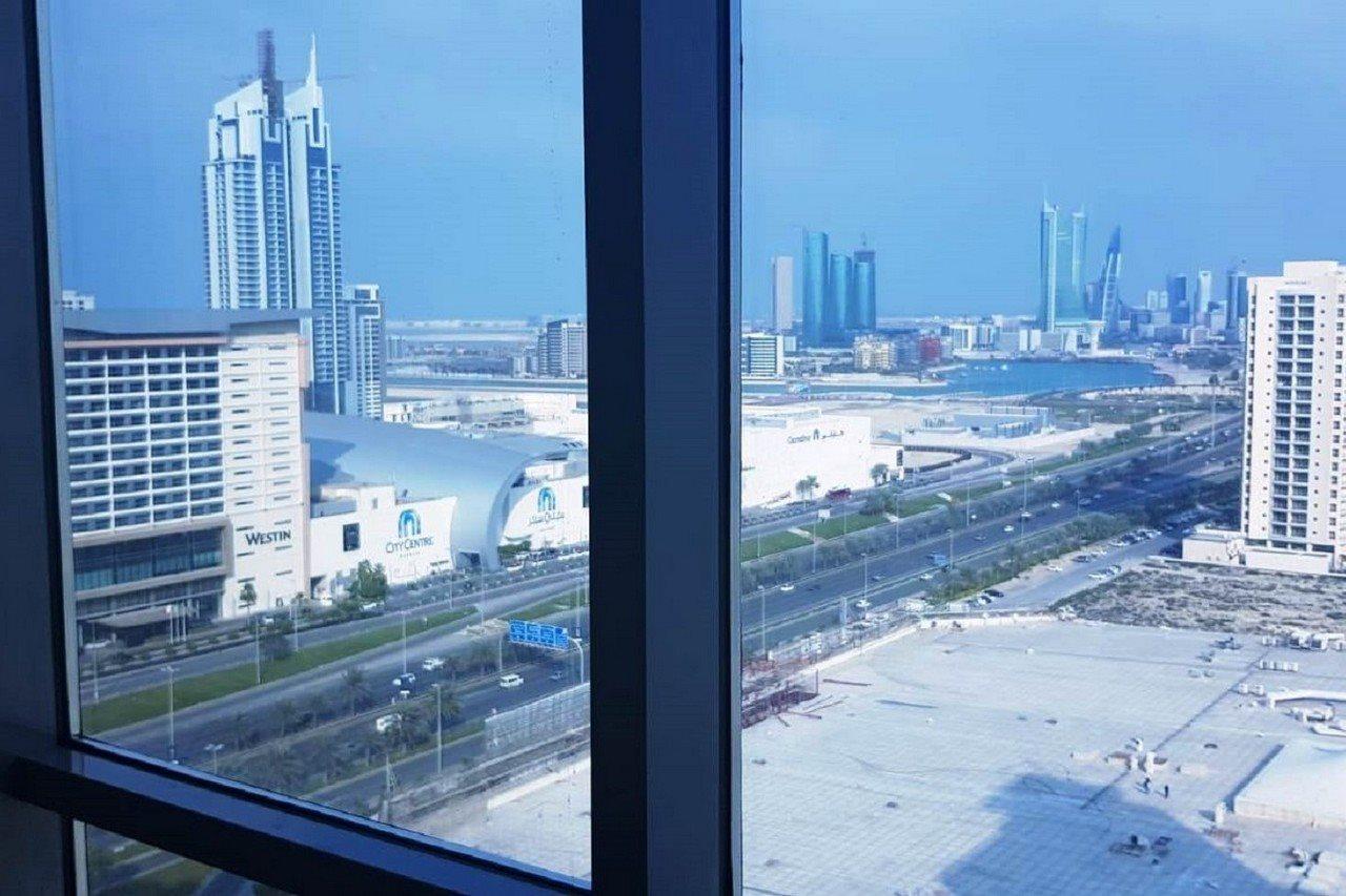 Tulip Hotel & Suites Manama Luaran gambar